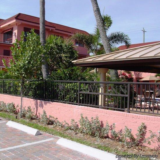 Away Inn Lauderdale-by-the-Sea Dış mekan fotoğraf