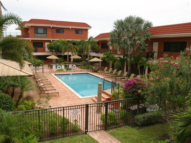 Away Inn Lauderdale-by-the-Sea Dış mekan fotoğraf