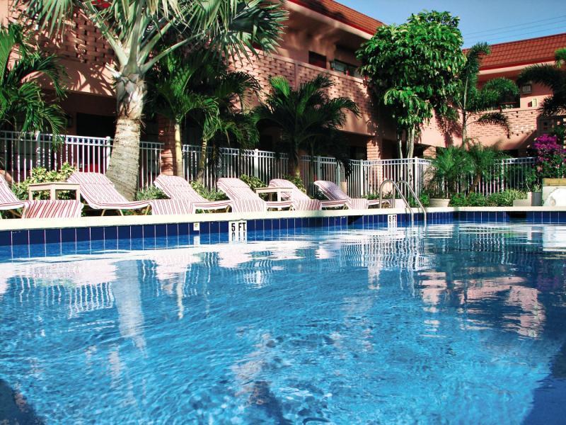 Away Inn Lauderdale-by-the-Sea Dış mekan fotoğraf