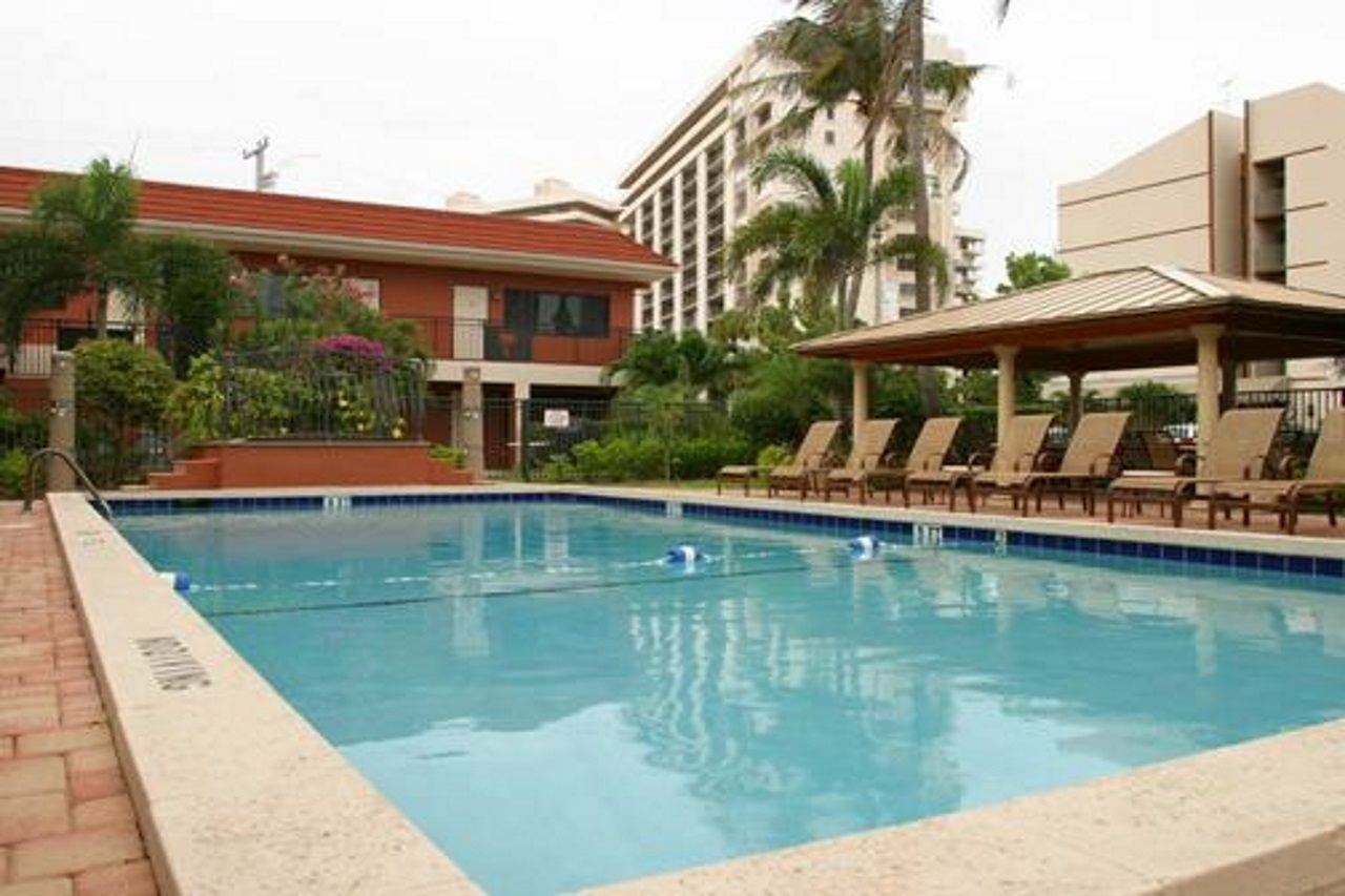 Away Inn Lauderdale-by-the-Sea Dış mekan fotoğraf