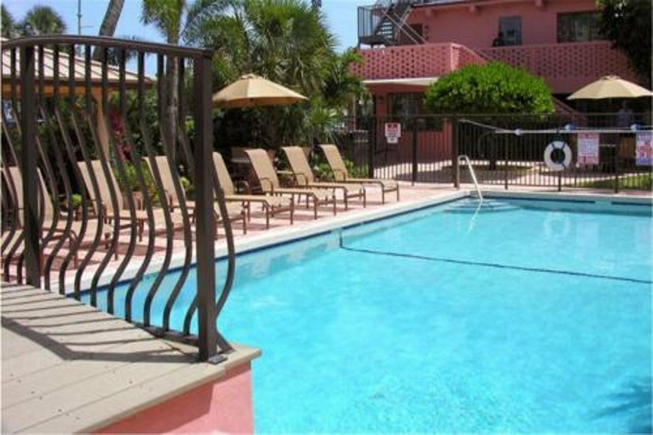 Away Inn Lauderdale-by-the-Sea Konforlar fotoğraf